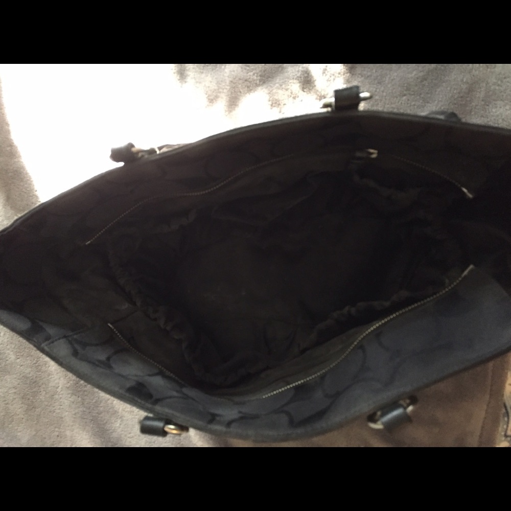 Authentic Coach handbag (large) - Picture 3 of 4